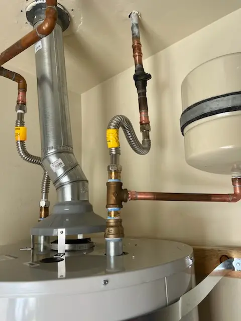 Water heater installation and plumbing repair in East Simi Valley